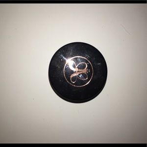 ABH dipbrow pomade in soft brown